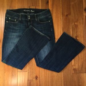American Eagle “Artist” stretch jeans